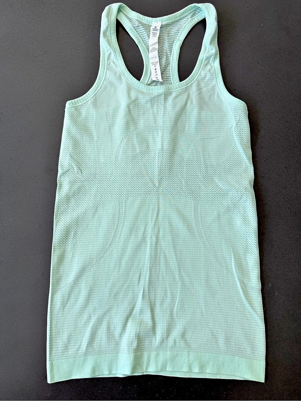 Women’s Lululemon Cool Racerback Tank in Green Size 2